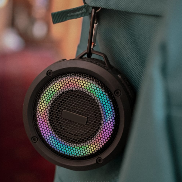 Waterproof bluetooth speaker colorful سماعات بلوتوث مقاومة للماء ملونة - الصورة 3